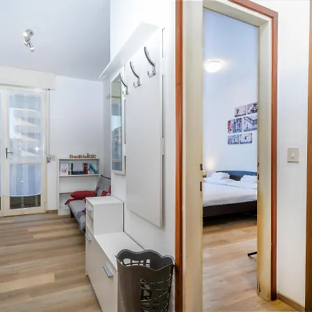 Zia Dina - With Balcony