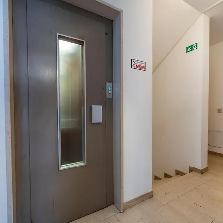 Zia Dina - With Balcony * Pasian di Prato